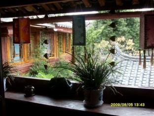 Overseas Inn Lijiang  Exterior foto